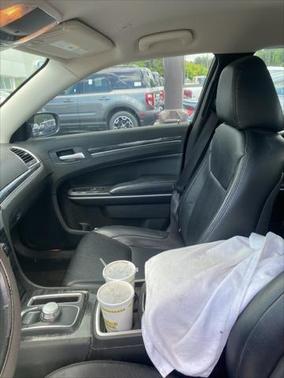 2019 Chrysler 300 Touring