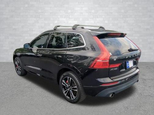 2020 Volvo XC60 T6 Momentum