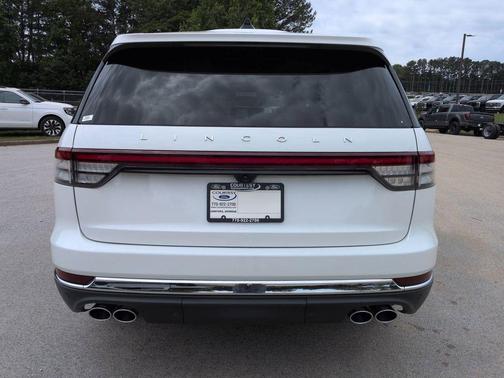 PRISTINE WHITE MET 3C 2025 Lincoln Aviator Reserve AWD
