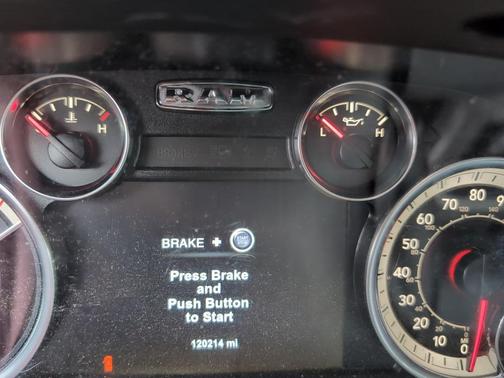 2018 RAM 2500 Laramie Mega Cab 4x4 6'4' Box