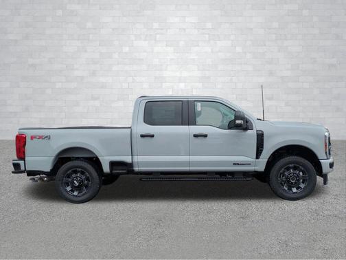 AVALANCHE 2026 Ford F-250 XL