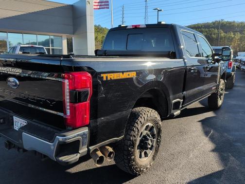 2023 Ford F-350 Lariat