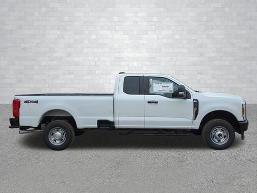 OXFORD WHITE 2026 Ford F-250 XL