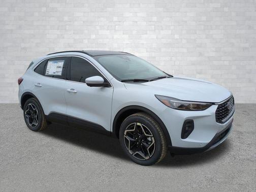 2026 Ford Escape Platinum