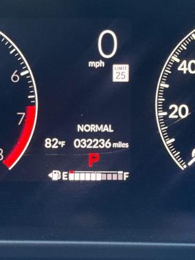 Crystal Black Pearl 2024 Honda HR-V Sport