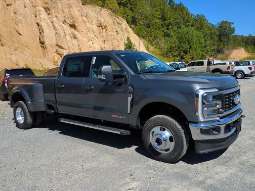 Carbonized Gray Metallic 2027 Ford F-350 XLT
