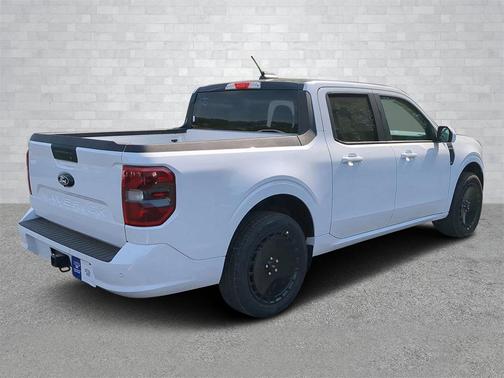 2025 Ford Maverick Lobo Standard