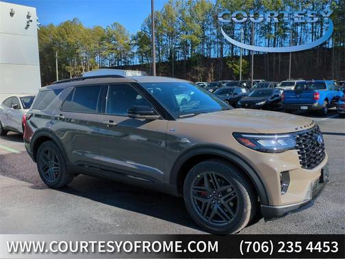 2026 Ford Explorer ST-Line