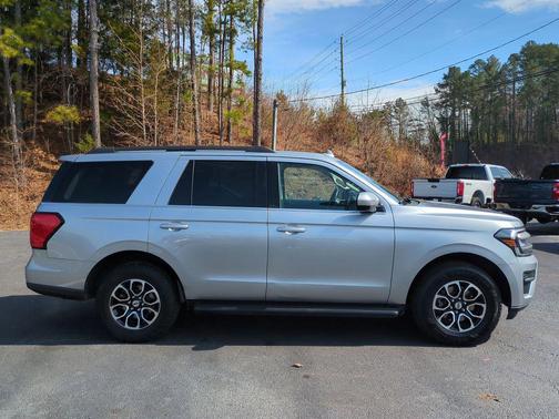 2024 Ford Expedition XLT