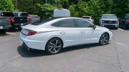 2022 Hyundai SONATA SEL Plus