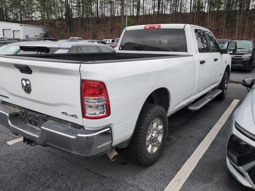 2024 RAM 3500 Big Horn Crew Cab 4x4 8' Box