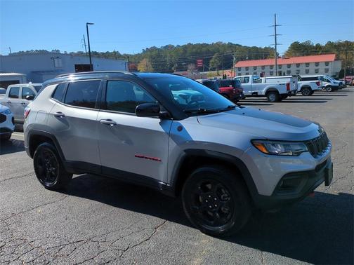2023 Jeep Compass Trailhawk