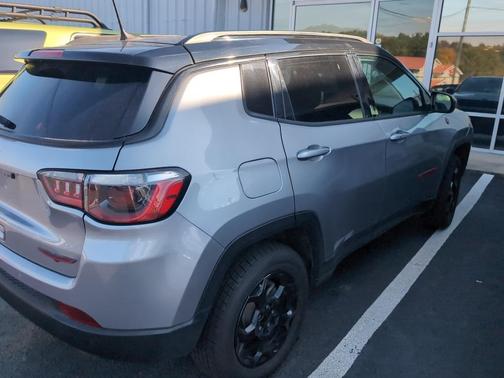 2023 Jeep Compass Trailhawk