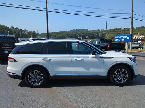 2021 Lincoln Aviator Standard