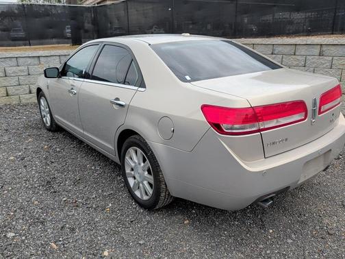 2010 Lincoln MKZ Base
