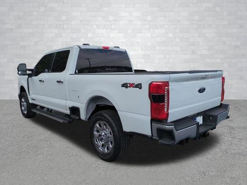 OXFORD WHITE 2026 Ford F-350 Lariat