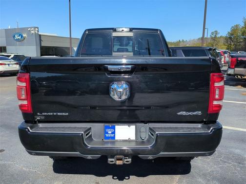 2019 RAM 2500 Limited Crew Cab 4x4 6'4' Box