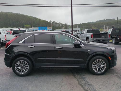 Stellar Black Metallic 2024 Cadillac XT4 Premium Luxury