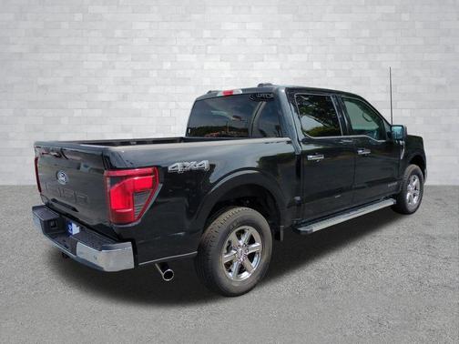AGATE BLACK METALLIC 2024 Ford F-150 XLT