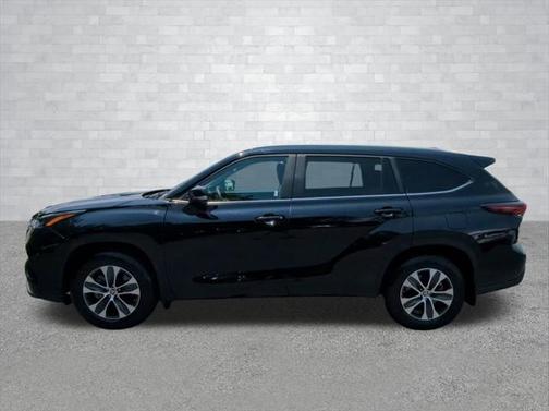 2024 Toyota Highlander XSE