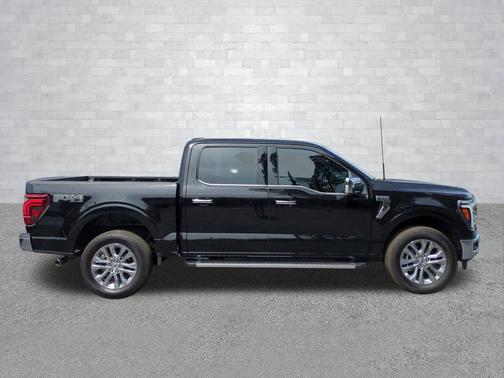 AGATE BLACK METALLIC 2025 Ford F-150 Lariat