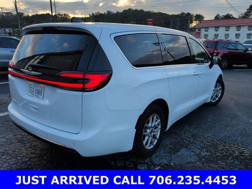 2025 Chrysler Pacifica L