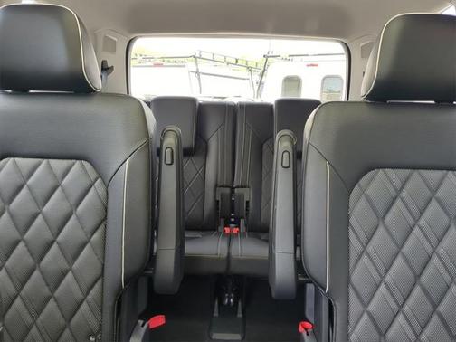 2024 Volkswagen Atlas 2.0T SEL Premium R-Line 4MOTION