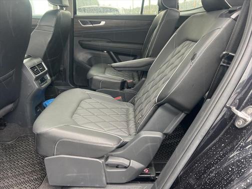 2024 Volkswagen Atlas 2.0T SEL Premium R-Line 4MOTION