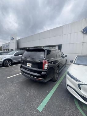 2021 Chevrolet Suburban 4WD Z71