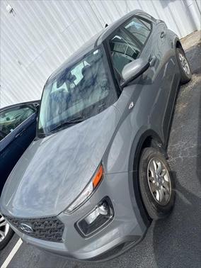 2021 Hyundai VENUE SE