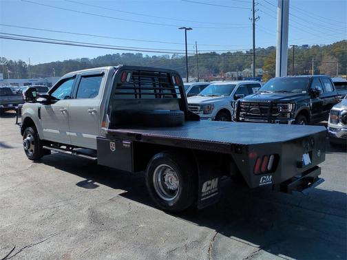 2022 Ford F-350 Lariat