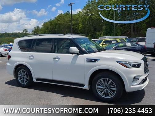 2023 INFINITI QX80 Luxe