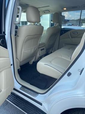 2023 INFINITI QX80 Luxe