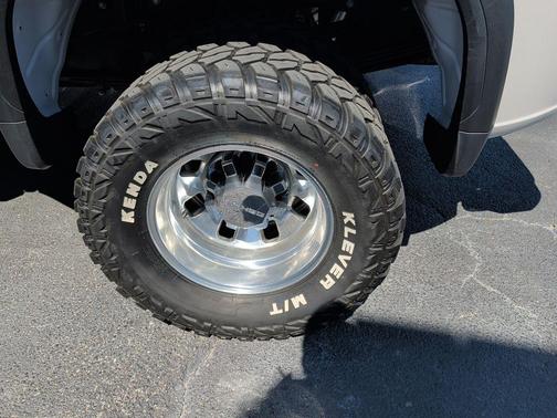 White Frost Tricoat 2024 GMC Sierra 3500 Denali