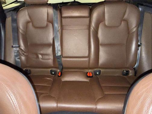 2019 Volvo XC60 T5 Momentum