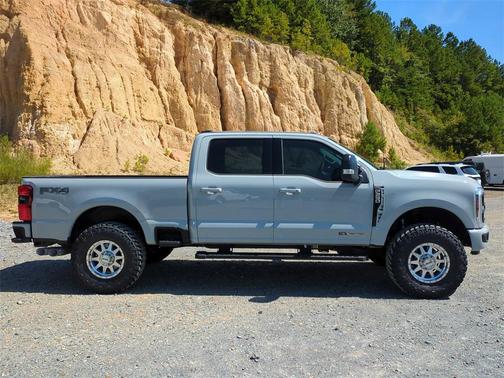 2025 Ford F-250 Lariat