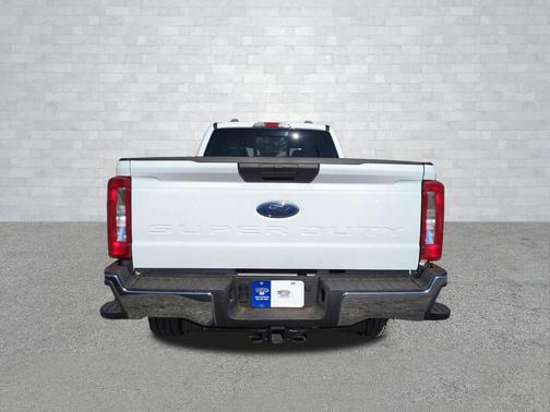 OXFORD WHITE 2026 Ford F-350 XL