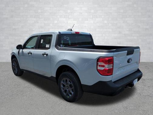 Space White Metallic 2026 Ford Maverick XLT