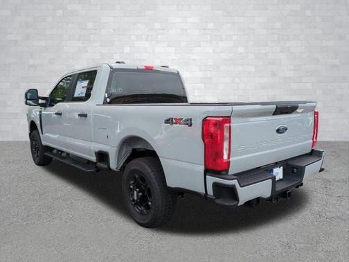 AVALANCHE 2026 Ford F-250 XL