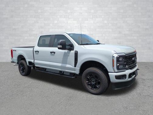 AVALANCHE 2026 Ford F-250 XL