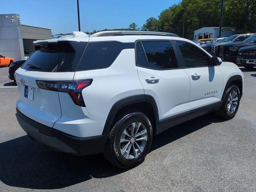 Summit White 2025 Chevrolet Equinox 1LT