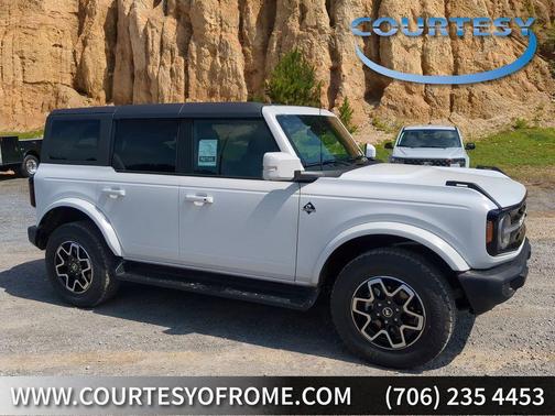 2025 Ford Bronco Outer Banks