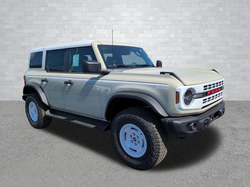 Desert Sand 2026 Ford Bronco Heritage Edition