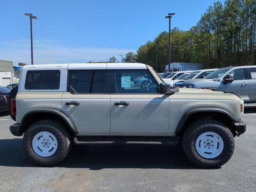 Desert Sand 2026 Ford Bronco Heritage Edition