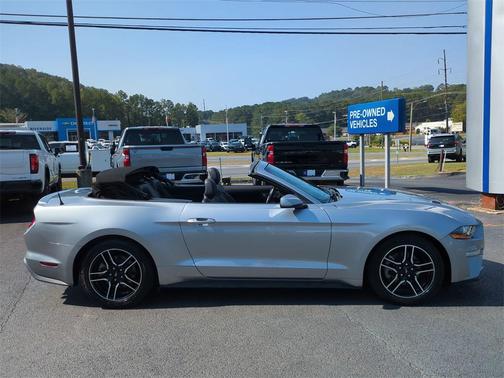 2022 Ford Mustang EcoBoost Premium