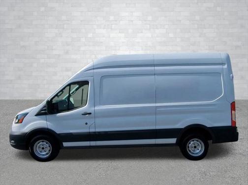 2022 Ford Transit-250 Base