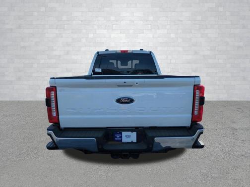 STAR WHITE 2026 Ford F-250 Lariat