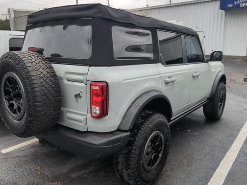 2023 Ford Bronco Black Diamond