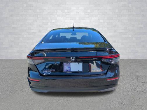 Crystal Black Pearl 2025 Honda Accord Hybrid Sport
