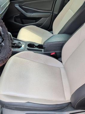 Platinum Gray Metallic 2020 Volkswagen Jetta 1.4T R-Line